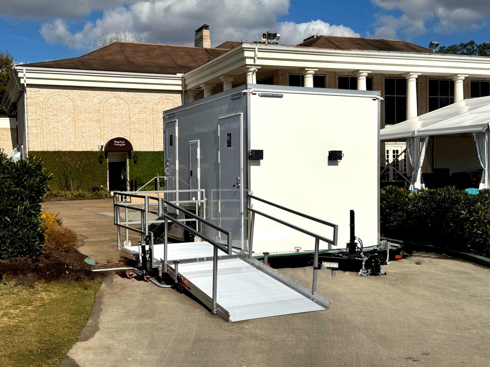 ADA+2 Restroom Trailer with Ramp